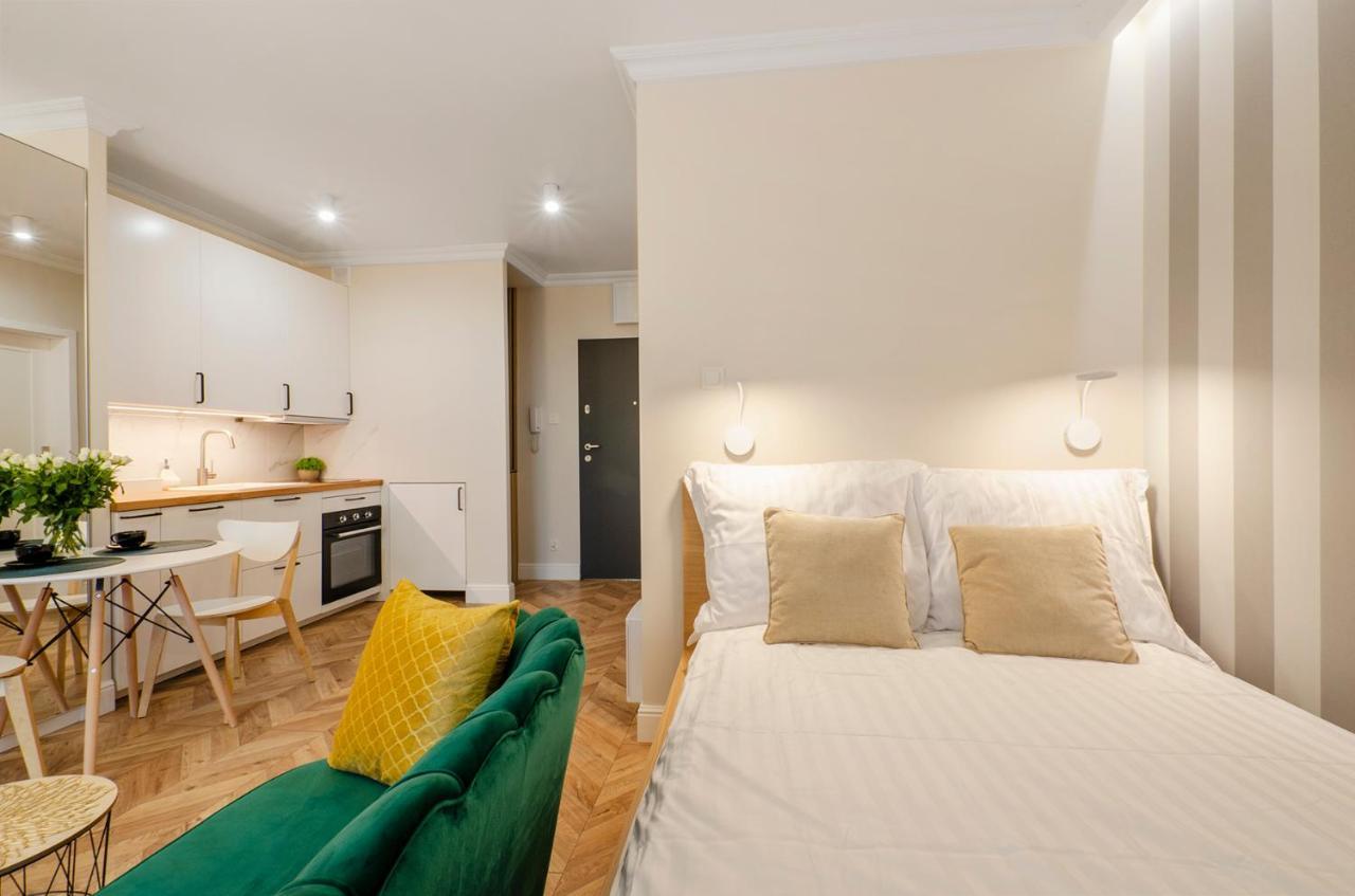 Sky Home- Green Apartament -Manufaktura, Bezplatny Parking, Klimatyzacja, Dostep Na Kod Łódź Dış mekan fotoğraf